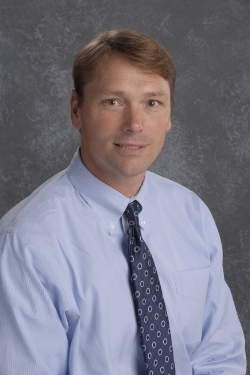 Pete Dymit, directeur de l'école secondaire Minnetonka Middle School East