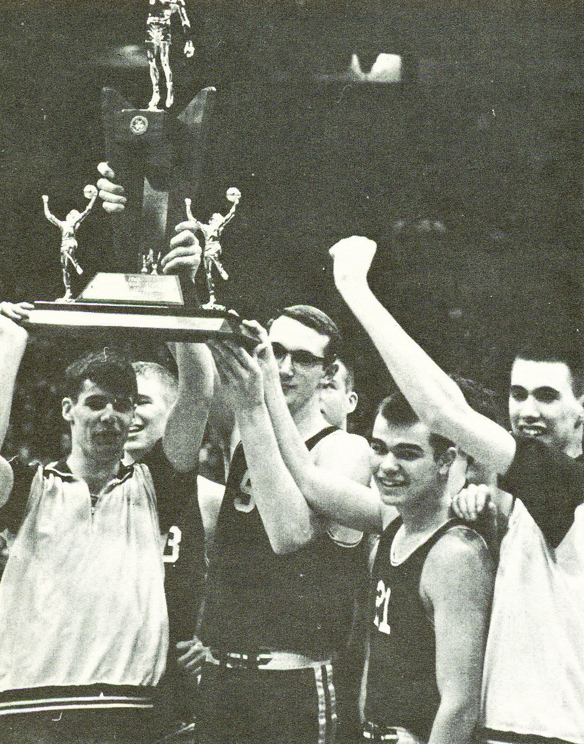 L'équipe de basket-ball masculine championne d'État en 1965